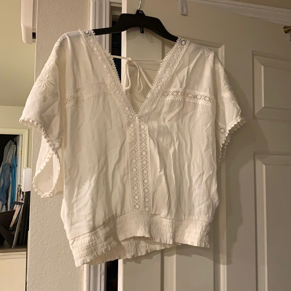 Brand new selfie tie in the back shirt